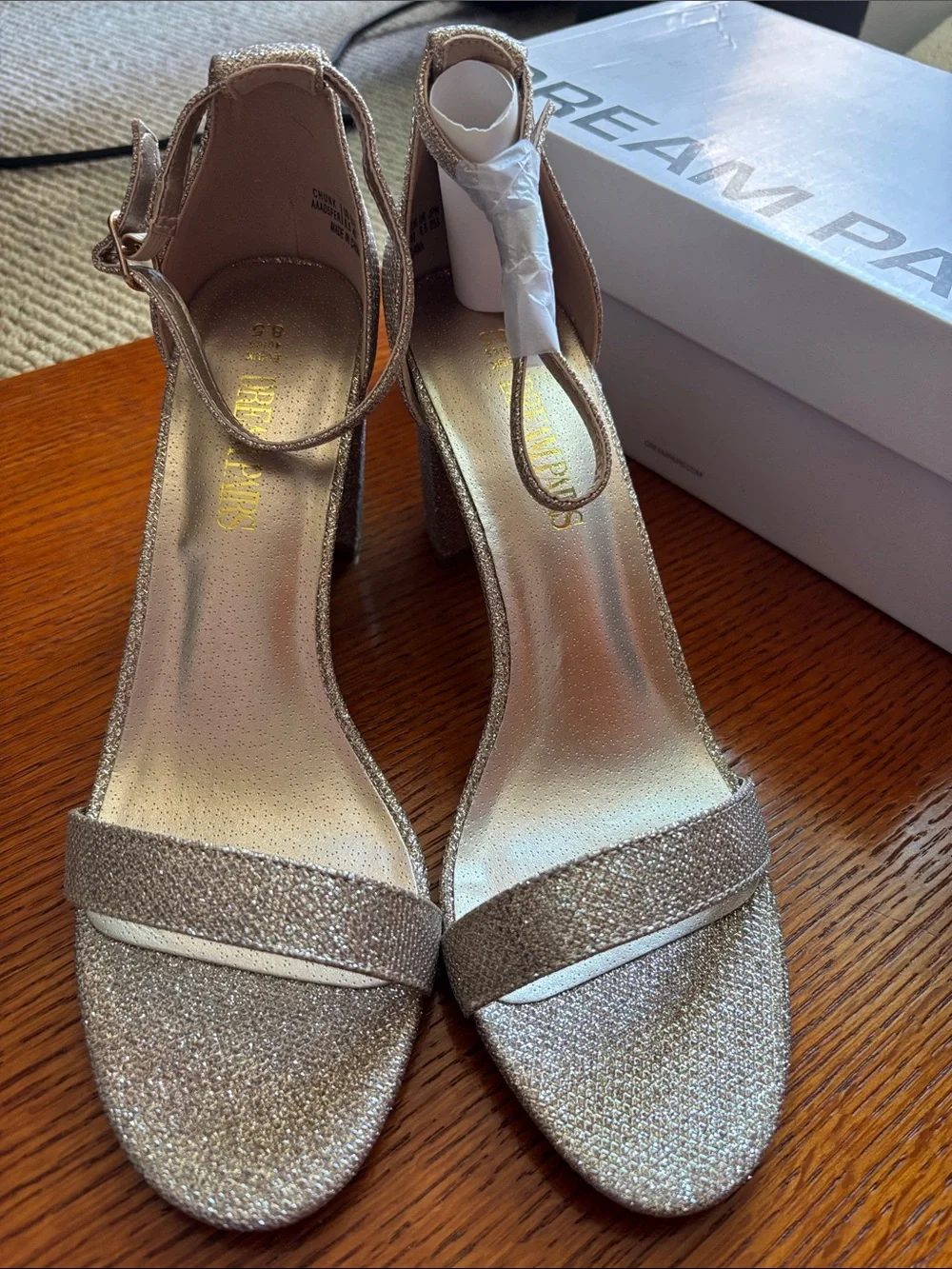 DREAM PARIS Glitter Gold, open toe, ankle strap dress shoe. 🆕NEW IN BOX. Sz. 8.5